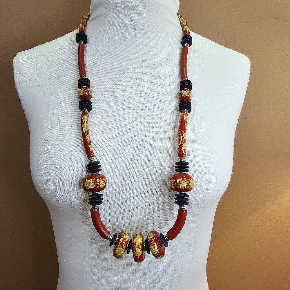 Unique Vintage Japanese Painted Floral Bead Necklace